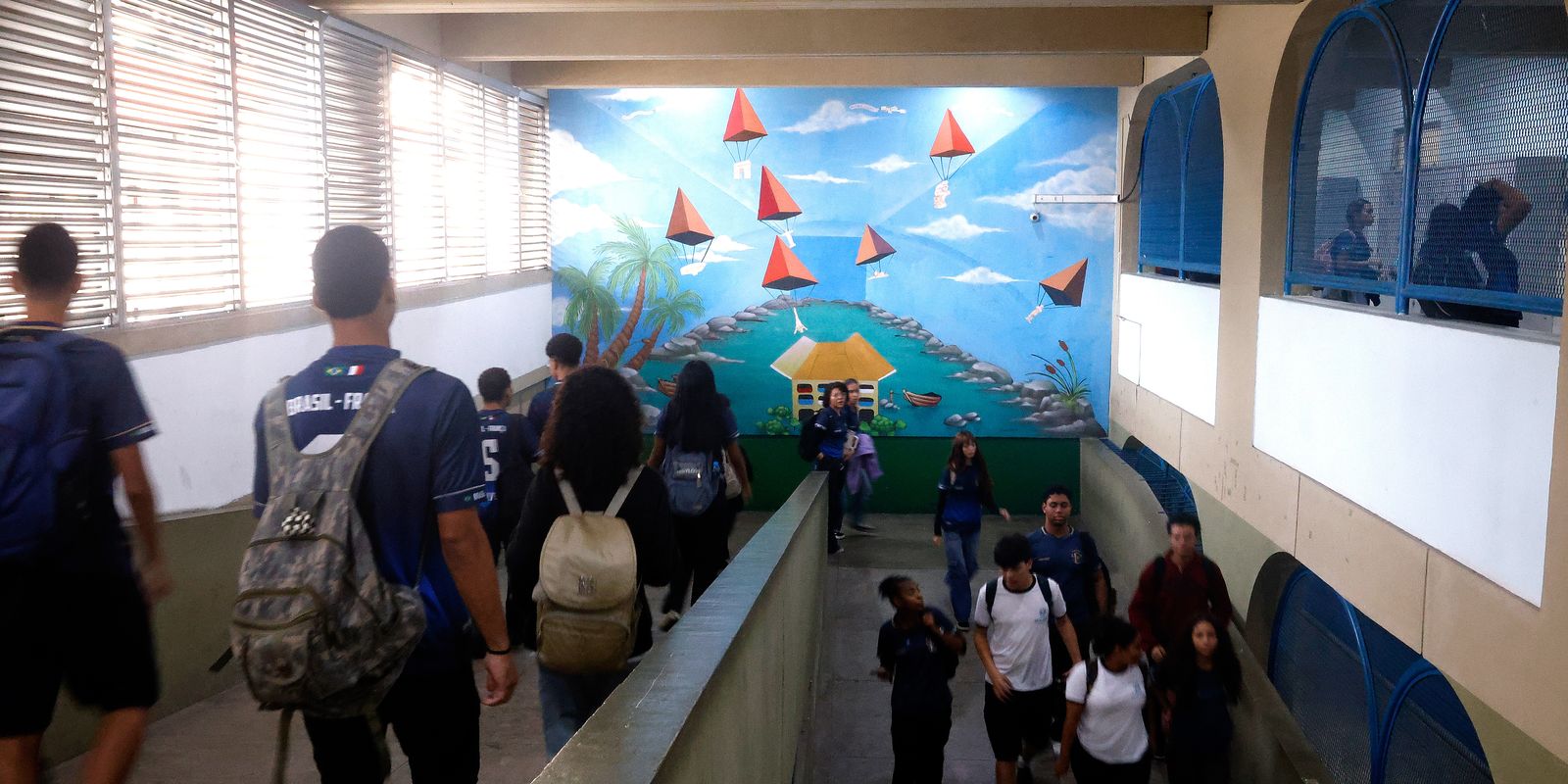  IBGE alerta para quadro preocupante na saúde mental de adolescentes