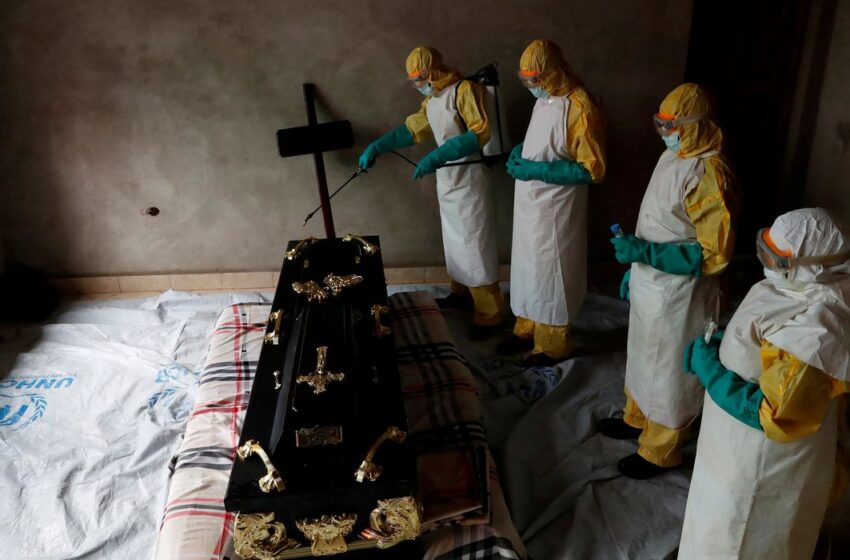  Ebola na África: OMS alerta para rápida escalada de surtos com centenas de mortes suspeitas