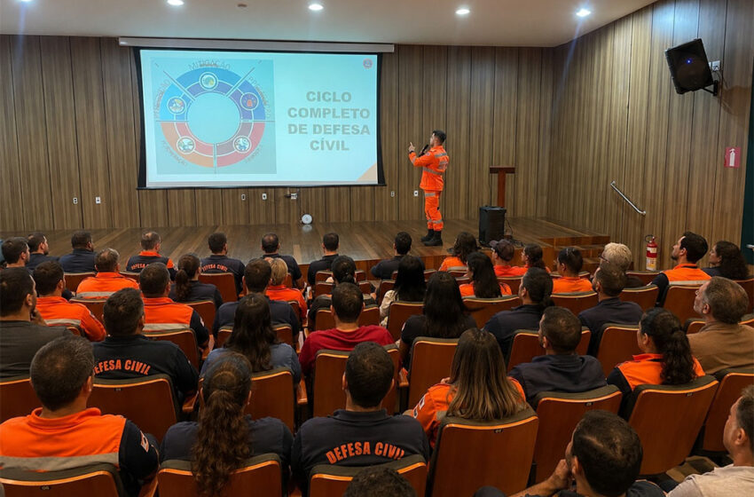  Ipatinga capacita voluntários para atuar na prevenção de riscos durante o período chuvoso