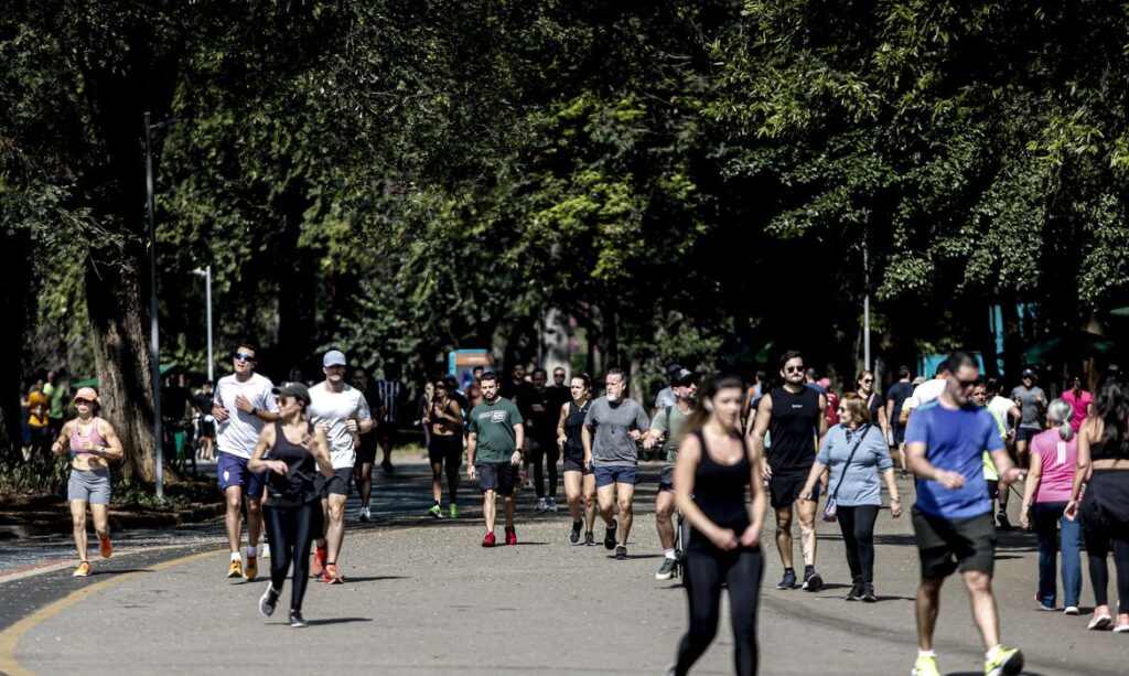 Brasileiros subestimam prevenção do câncer, revela estudo inédito - Imagem IA