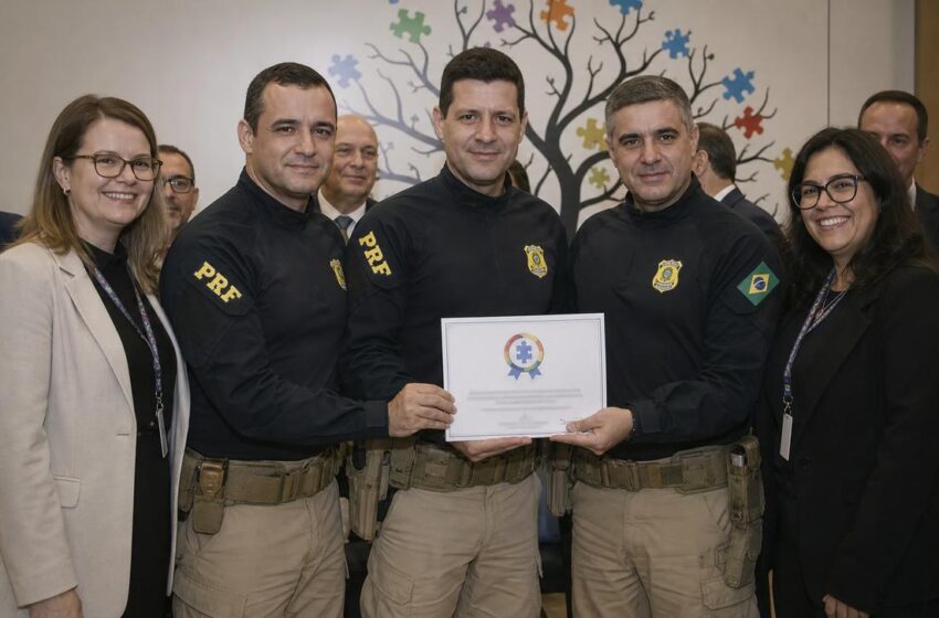  Selo Amigo da Pessoa com TEA: PRF em São Paulo é Reconhecida