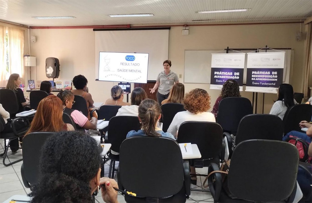 Formação para educadores dos 11 municípios da SRE de Coronel Fabriciano promovida pela Fundação Aperam