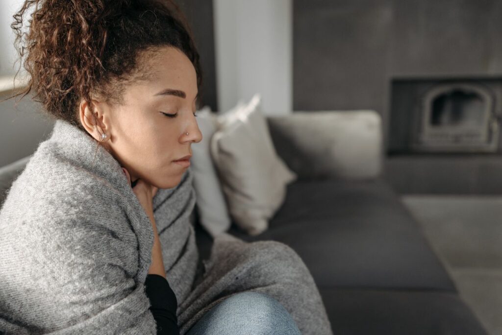 Dor no frio: por que ela acontece e o que fazer para aliviar o desconforto