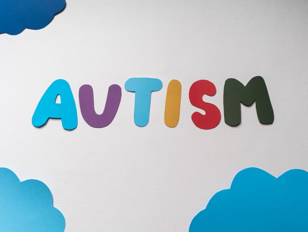 Como fazer carteirinha do autismo MG