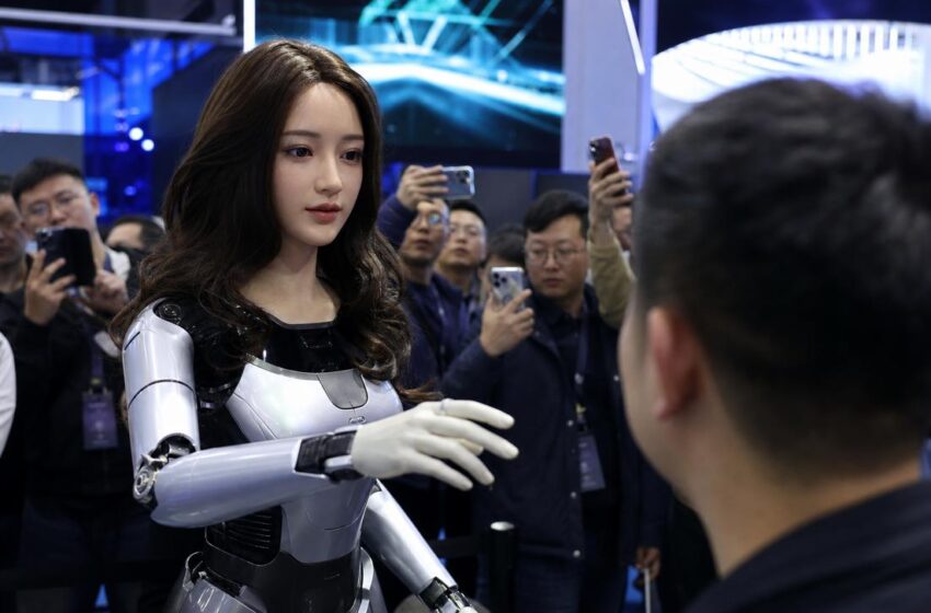  Robô humanoide com IA promete combater a solidão na China