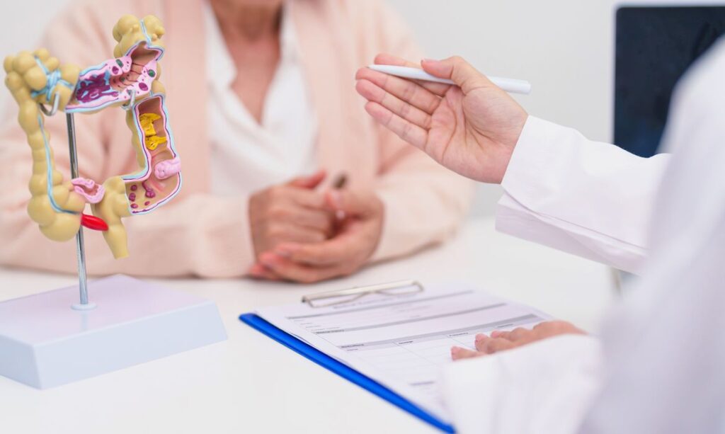 Câncer colorretal com metástase: novo medicamento é aprovado pela Anvisa nesta segunda-feira (31)