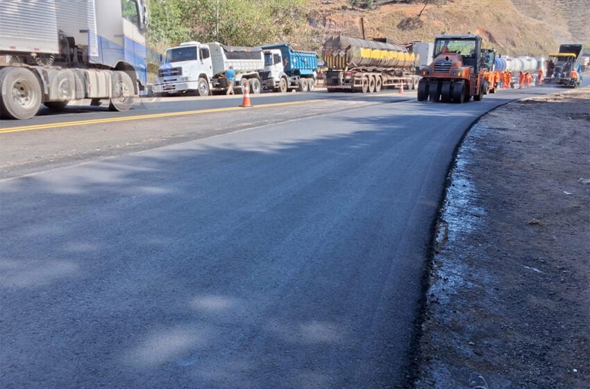  Nova 381 realiza obras de pavimentação, drenagem e segurança viária na BR-381