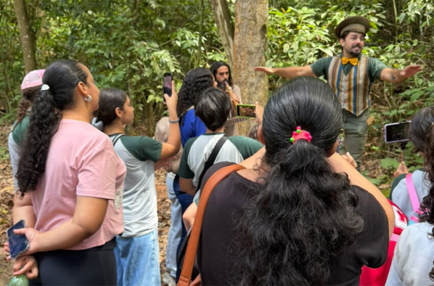  Educadores viajam no tempo e revivem a primeira estação ferroviária do Vale do Aço
